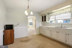 347 N Forklanding Rd, Maple Shade, NJ 08052 - Photo 7