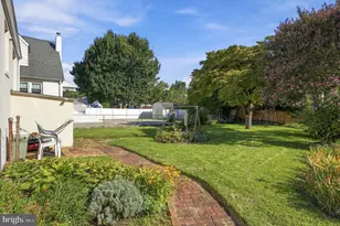 347 N Forklanding Rd, Maple Shade, NJ 08052 - Photo 21