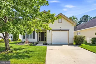 55 Warwick Way, Southampton, NJ 08088 - Photo 1