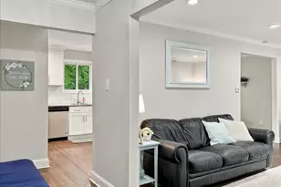 107 Pine Blvd, Medford, NJ 08055 - Photo 3