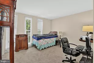 25 S Church Rd, Maple Shade, NJ 08052 - Photo 21
