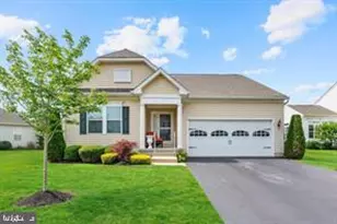 25 Abrams Dr, Florence, NJ 08518 - Photo 1