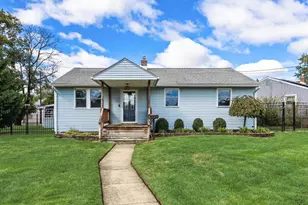 429 Hubbs Dr, Palmyra, NJ 08065 - Photo 1