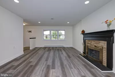 130 Dorchester Drive, Southampton, NJ 08088 - Photo 3