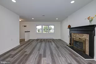 130 Dorchester Dr, Southampton, NJ 08088 - Photo 3