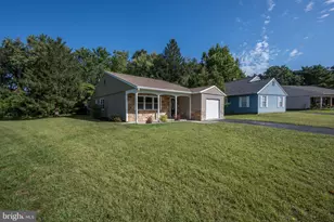 31 E Gramercy Pl E, Southampton, NJ 08088 - Photo 3