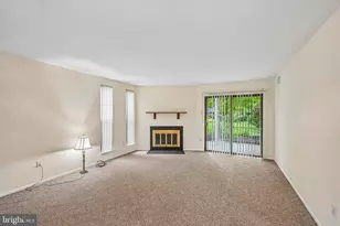25 S Church Rd, Maple Shade, NJ 08052 - Photo 9