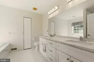 8607 Normandy Dr, Mount Laurel, NJ 08054 - Photo 27