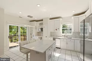 8607 Normandy Dr, Mount Laurel, NJ 08054 - Photo 19