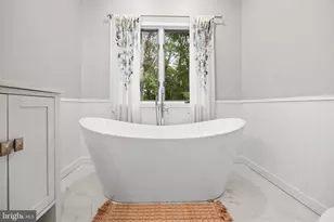 34 Pontiac Dr, Medford, NJ 08055 - Photo 39
