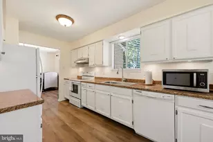 204 Idaho Trail, Browns Mills, NJ 08015 - Photo 11