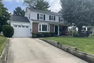 321 N Stanwick Rd, Moorestown, NJ 08057 - Photo 3