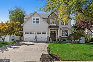 7 Woodyfield Ln, Delran, NJ 08075 - Photo 1
