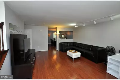 107 Whisper Court, Burlington, NJ 08016 - Photo 3