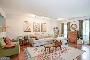 107 Whisper Ct, Burlington, NJ 08016 - Photo 7
