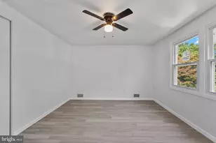 8 Holton Ln, Willingboro, NJ 08046 - Photo 21
