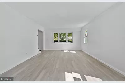 8 Holton Lane, Willingboro, NJ 08046 - Photo 9