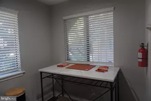 2002 Augusta Cir, Mount Laurel, NJ 08054 - Photo 5