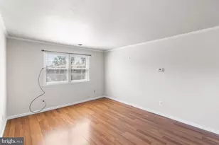 10 Florence Tollgate Pl, Florence, NJ 08518 - Photo 7