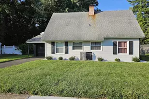 15 Parson Ln, Willingboro, NJ 08046 - Photo 1