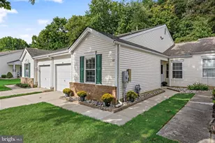 42 Peppergrass Dr N, Mount Laurel, NJ 08054 - Photo 3