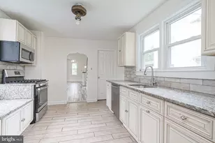 448 Delaware Ave, Palmyra, NJ 08065 - Photo 13
