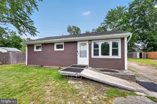 33 Stagecoach Rd, Southampton, NJ 08088 - Photo 1