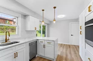 278 Tiffany Ln, Willingboro, NJ 08046 - Photo 9