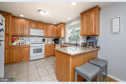 326 Harrison Avenue, Beverly, NJ 08010 - Photo 9