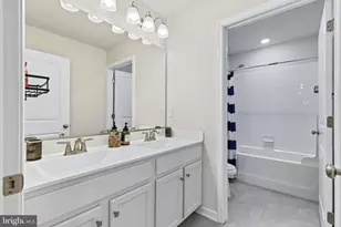 32 Westmont Dr, Medford, NJ 08055 - Photo 65