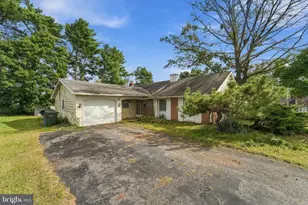 2 Barrington Ln, Willingboro, NJ 08046 - Photo 5