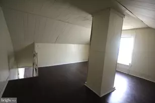 825 W 2nd Street W, Florence, NJ 08518 - Photo 31