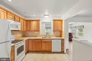 2 Tifani Ln, Southampton Twp, NJ 08088 - Photo 7