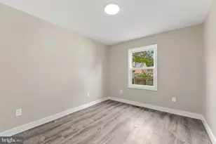 825 W 3rd St, Florence, NJ 08518 - Photo 19