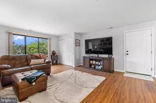 2810 Auburn Ct, Mount Laurel, NJ 08054 - Photo 9