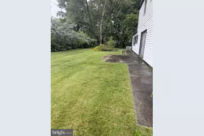 153 E River Drive, Willingboro, NJ 08046 - Photo 3