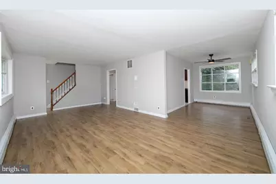 37 Woodbine Avenue, Maple Shade, NJ 08052 - Photo 5
