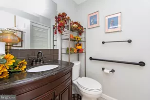 2408 Sanibel Cir, Palmyra, NJ 08065 - Photo 15