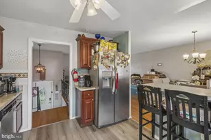 2 Walnut Dr, Burlington, NJ 08016 - Photo 17