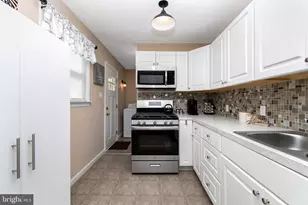 26 Belair Ave, Maple Shade, NJ 08052 - Photo 9