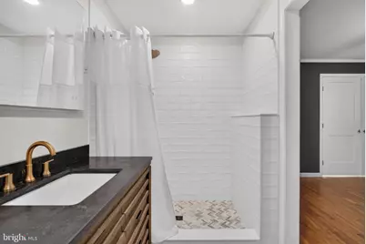 225 N Locust Avenue, Marlton, NJ 08053 - Photo 17
