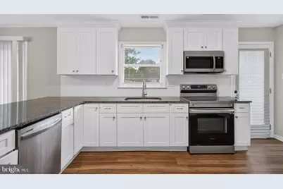 225 N Locust Avenue, Marlton, NJ 08053 - Photo 11