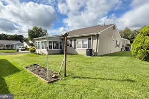 11 Chesterfield Ct, Southampton Twp, NJ 08088 - Photo 31