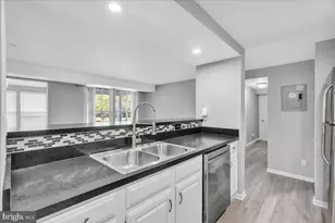 73 Eldon Way, Marlton, NJ 08053 - Photo 9