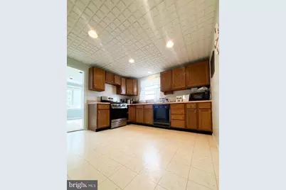 303 Pine Street, Burlington, NJ 08016 - Photo 13