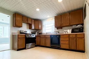 303 Pine St, Burlington, NJ 08016 - Photo 13