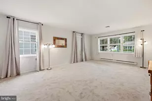 21 Chesterfield Ct, Southampton, NJ 08088 - Photo 5