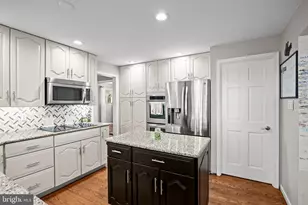 108 Coopers Kill Rd, Delran, NJ 08075 - Photo 11