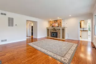 1124 Route 542, Egg Harbor City, NJ 08215 - Photo 9