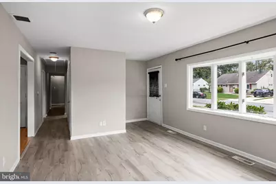 91 Baker Boulevard, Marlton, NJ 08053 - Photo 5